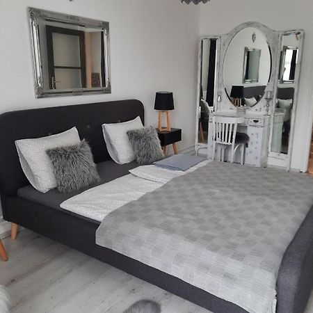 شقة Downtown'S Pearl بيتْش المظهر الخارجي الصورة